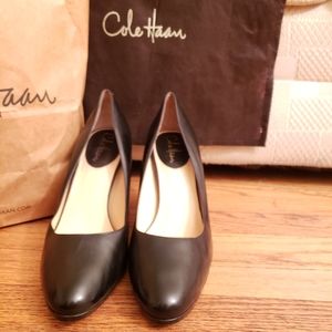 Cole Hann black pumps